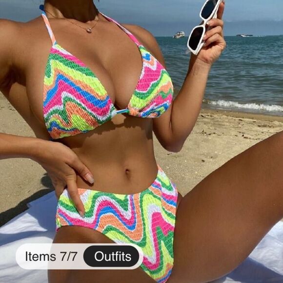 Amazon Womens M Smocked Triangle Bikini Set Rainbow Swirl Scrunch Multicolor New - Picture 1 of 7